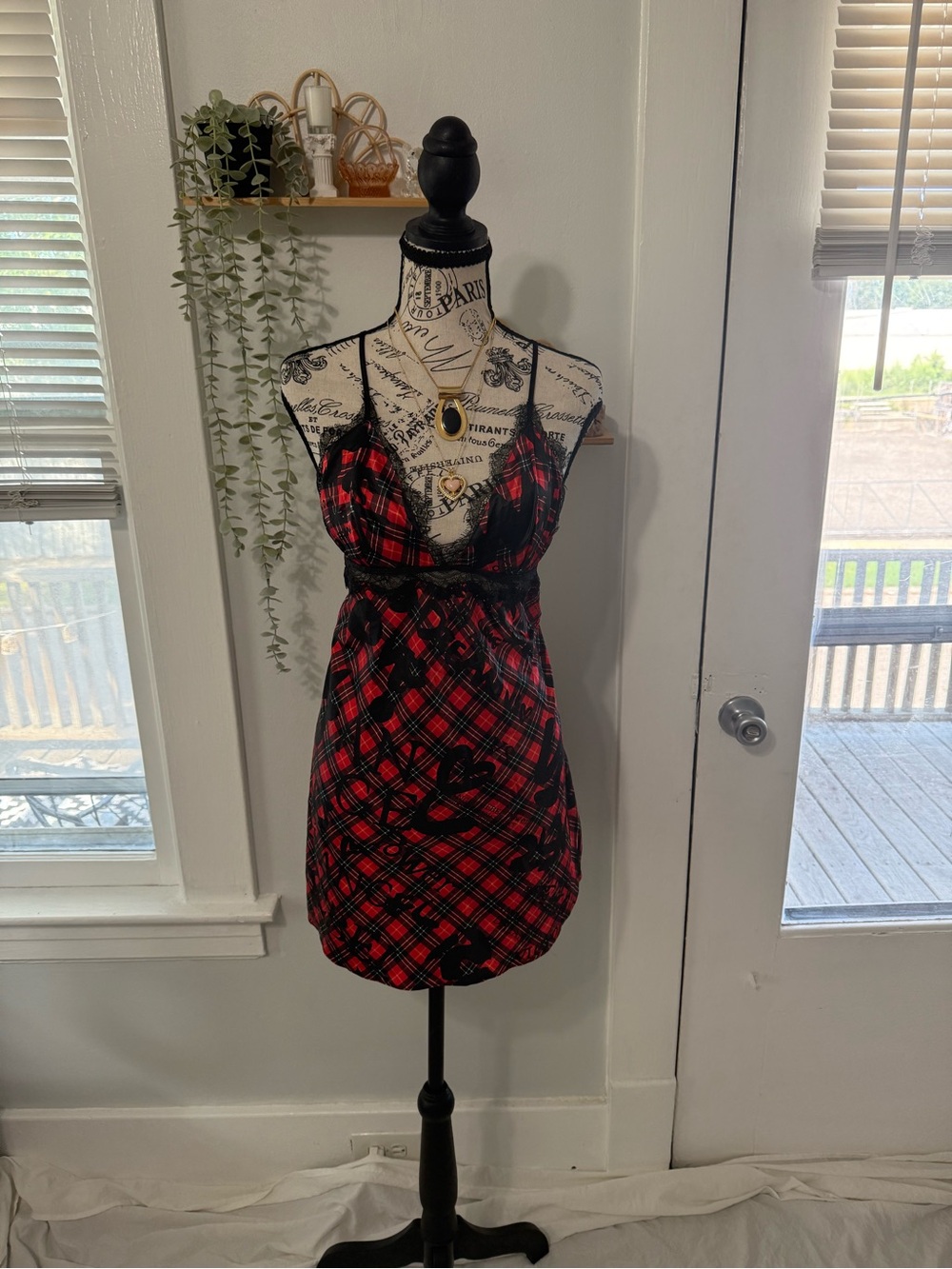 Victoria's Secret plaid babydoll dress with lace trim red & black size L